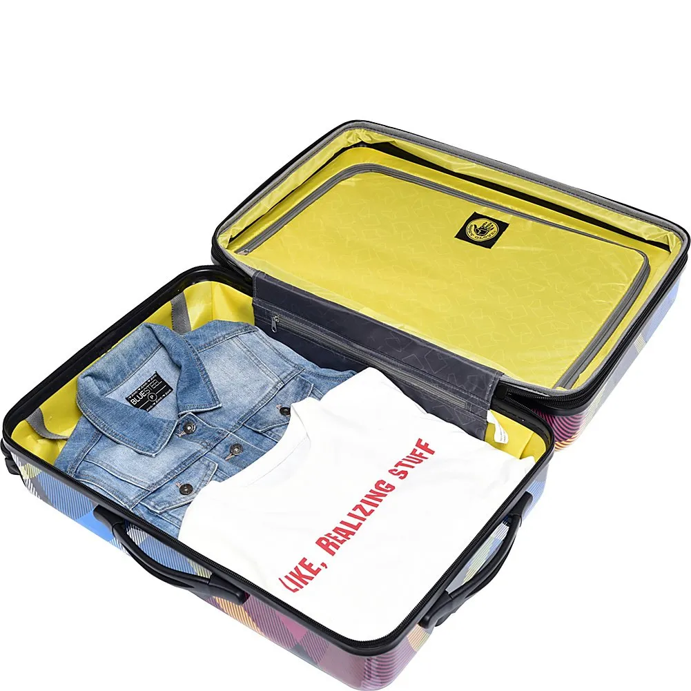 Body Glove Tartan 26" 4-Wheel Medium Luggage