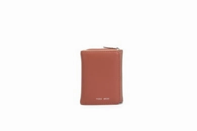Candice Wallet