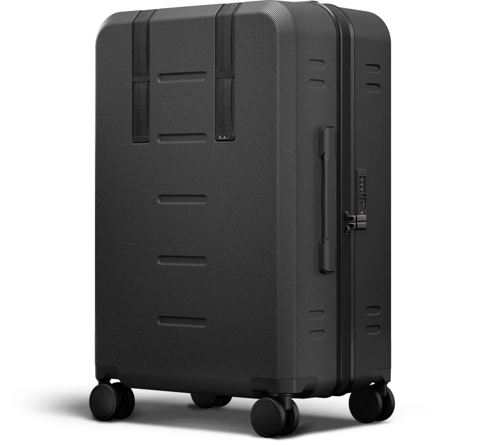 D_b_ Ramverk Medium Check In Lightweight Spinner Luggage