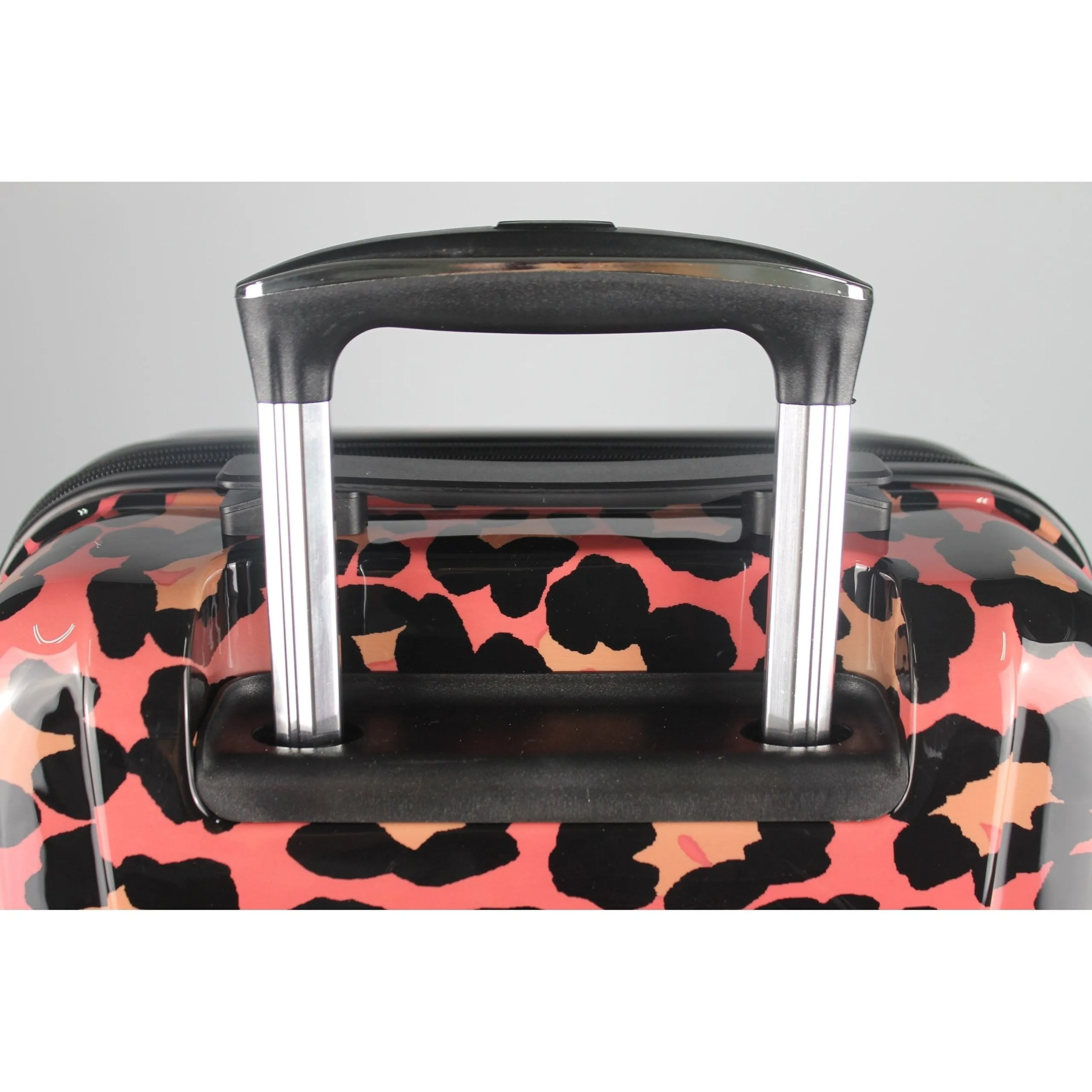 Isaac Mizrahi Gabby 29" 4-Wheel Carry-On Luggage