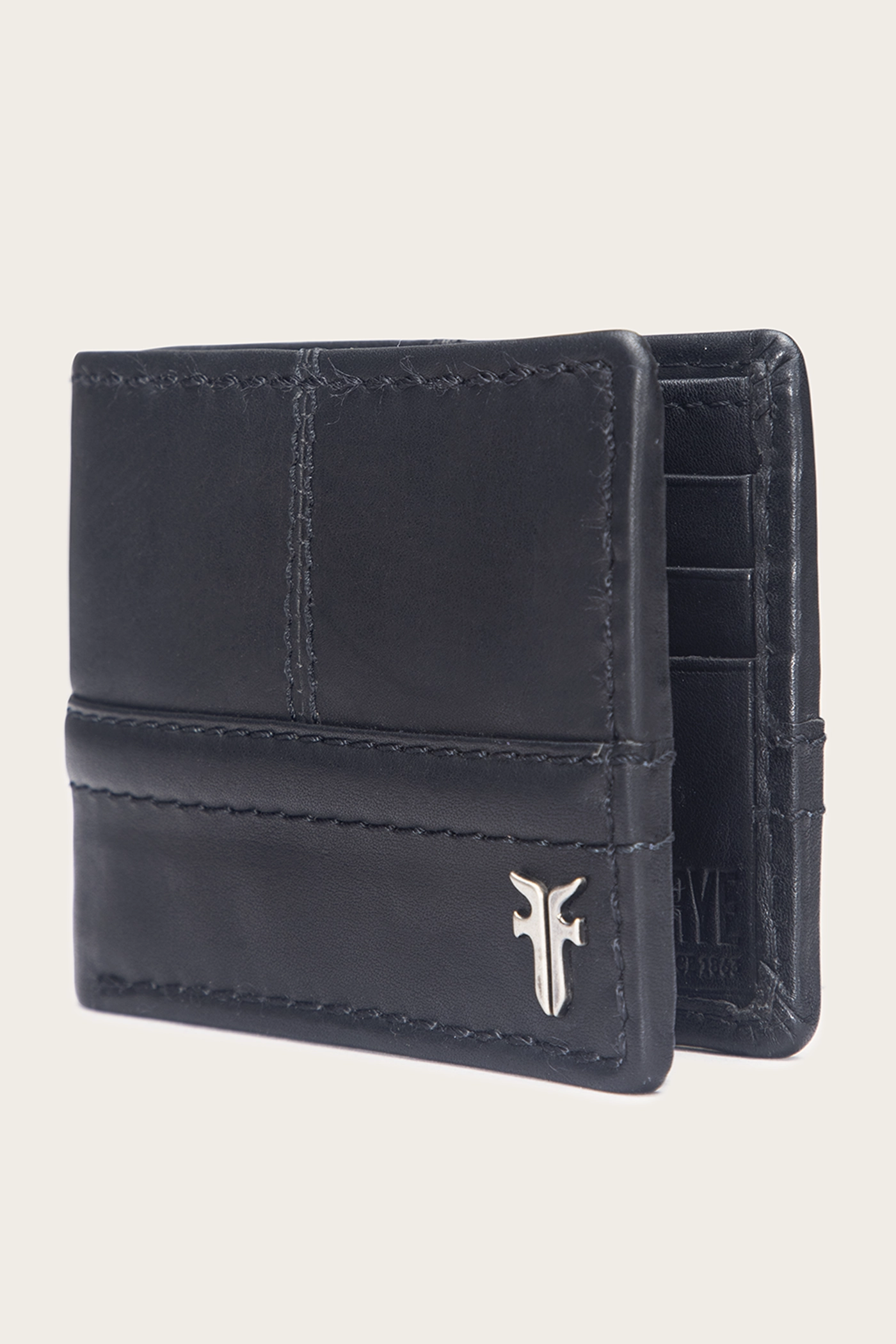 Nash Bifold W/ Foldout Cc