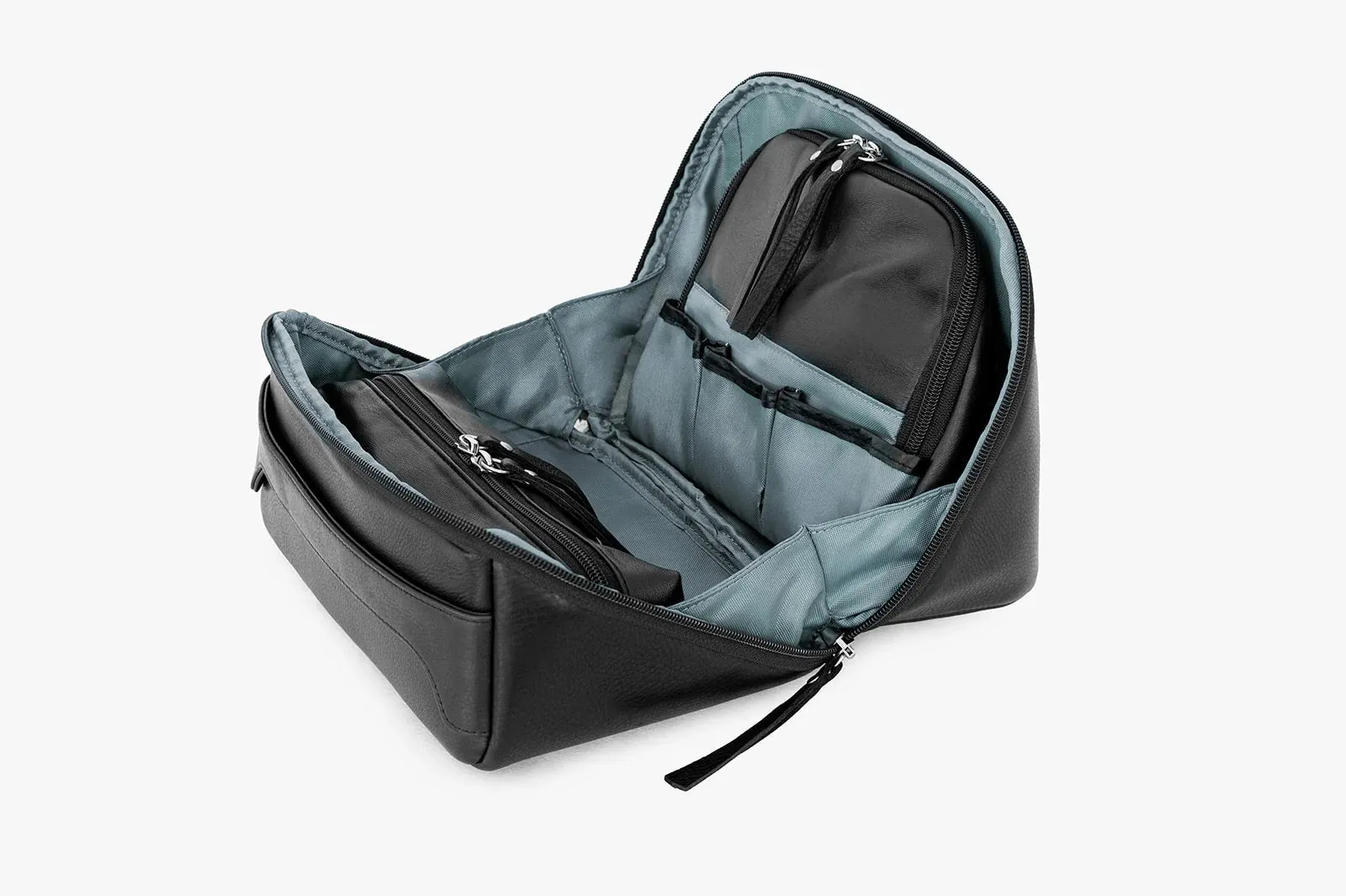 Osgoode Marley Hanging Travel Toiletry Leather Organizer 2023