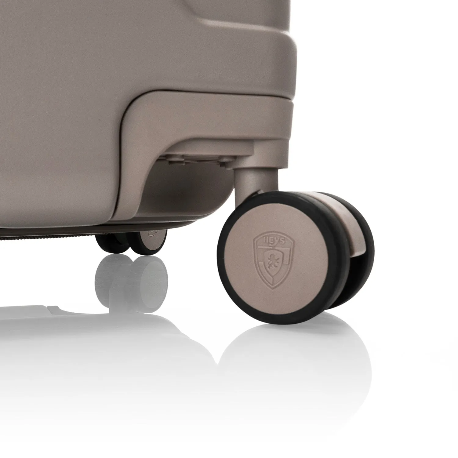 ReNew 21 Inch Carry-On Luggage