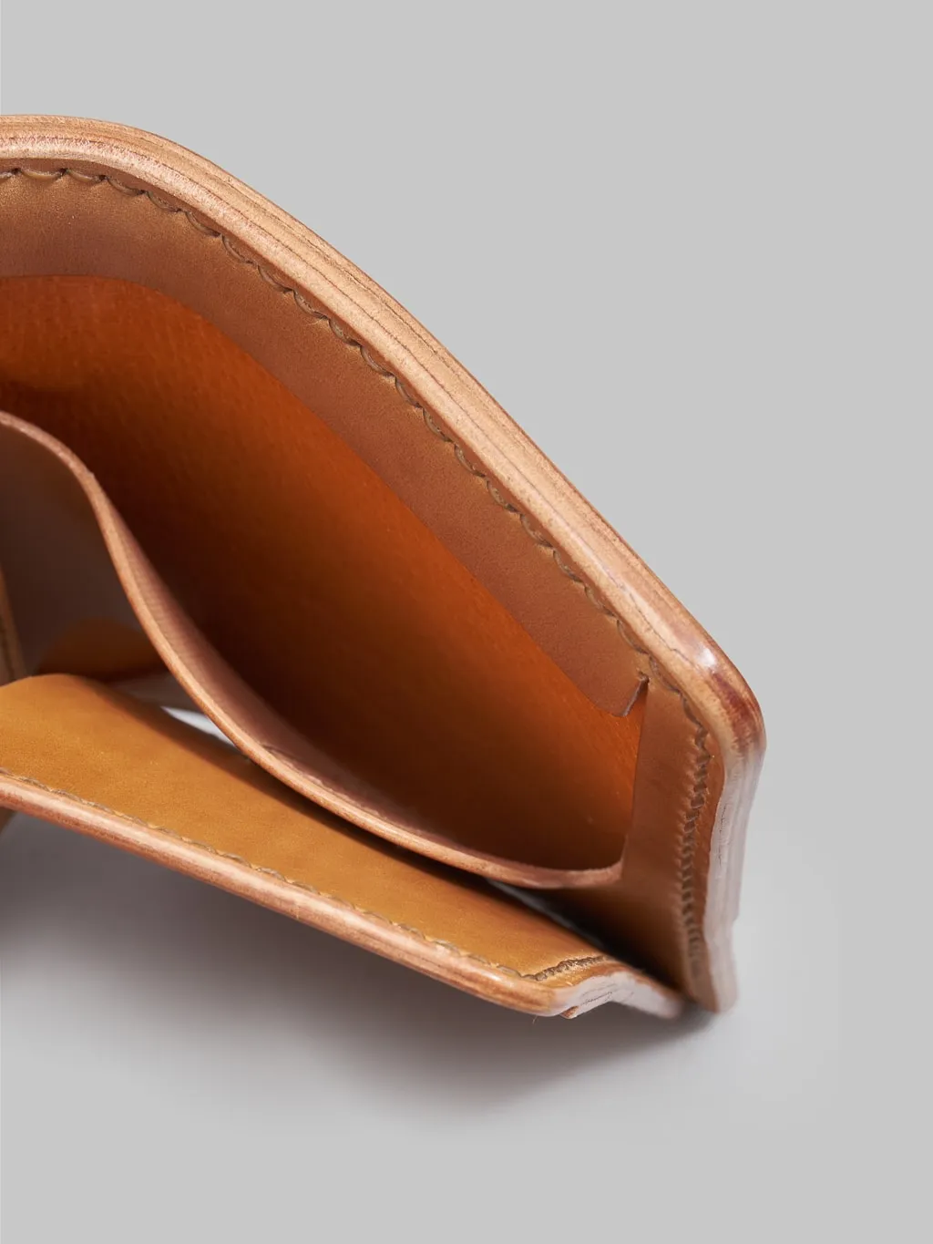 The Flat Head Handsewn Shinki Cordovan Mid-Length Wallet Camel