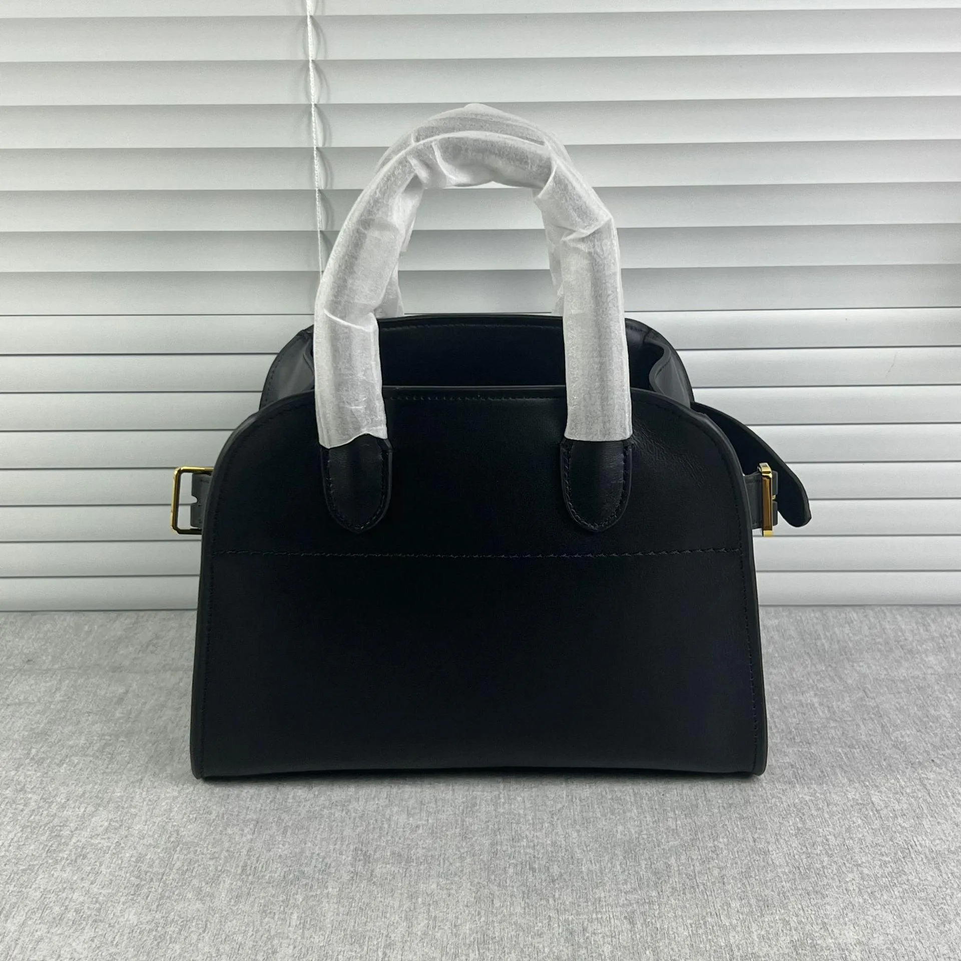 Versatile Genuine Leather Tote Bag - Women's Boston Shoulder Bag for Everyday Commute, Luxury Designer Bag