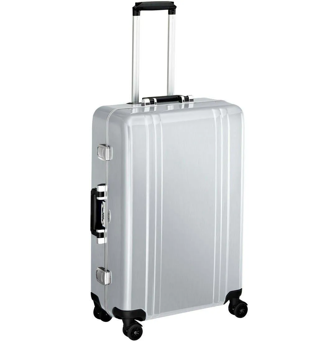 ZERO Halliburton Classic Polycarbonate 26" 4-Wheel Medium Luggage